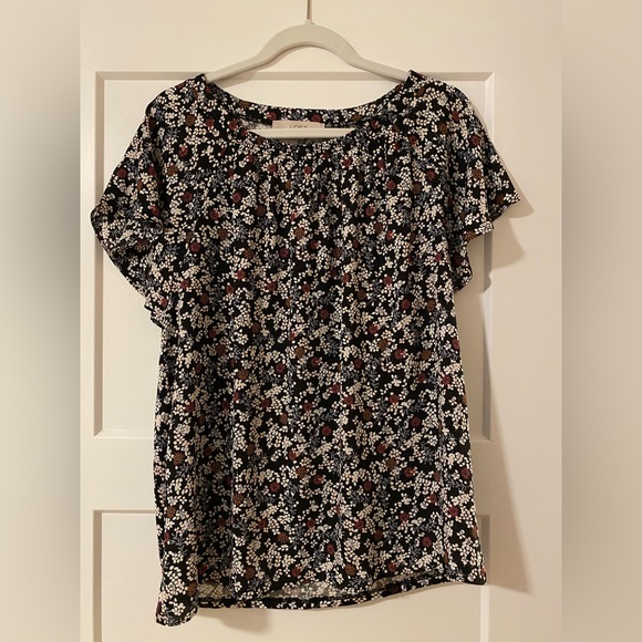 LOFT Tops - Loft blouse